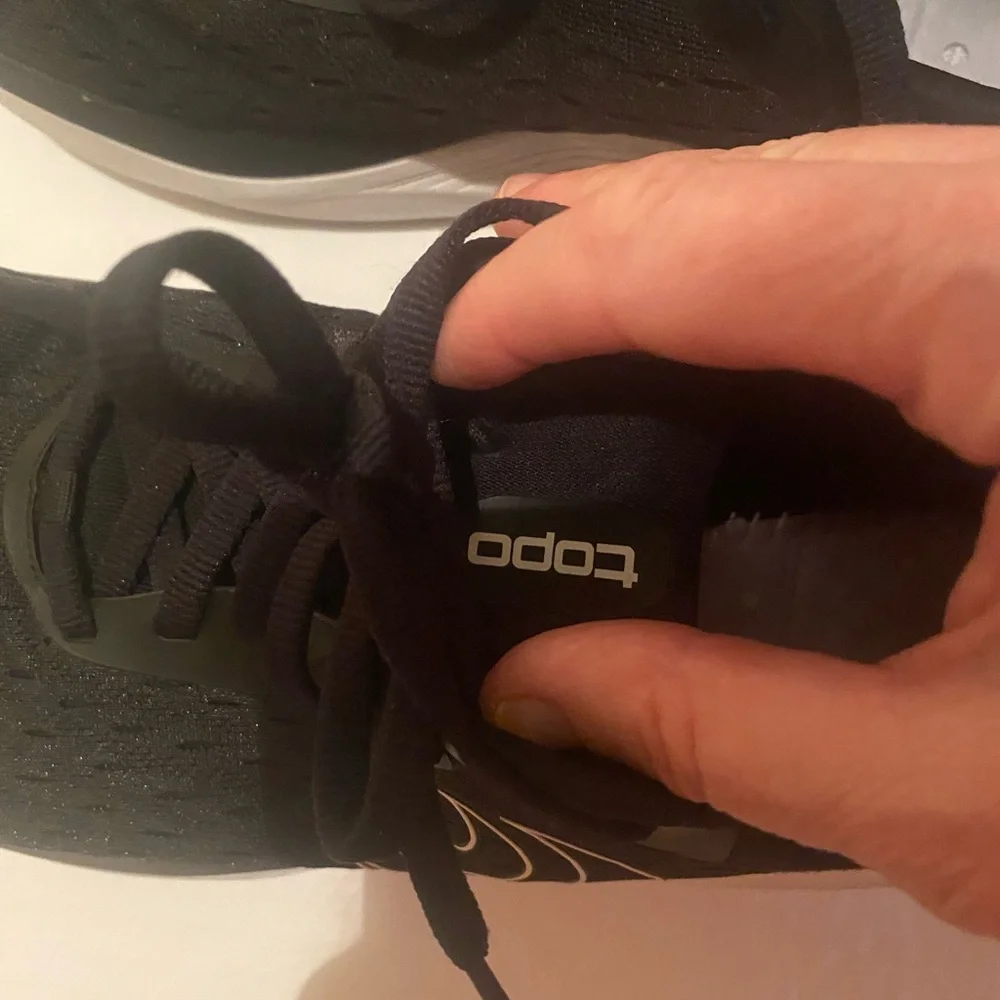 Topo Black Athletic Running Shoes Sneaker Atmos size 10